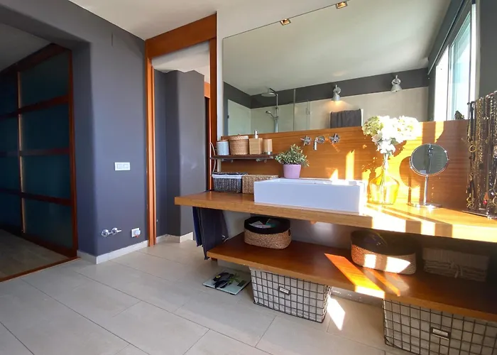 别墅 Altavista Amazing View South Oriented Calm Area Ac 2 Minutes Drive And 18 Minutes Walk *